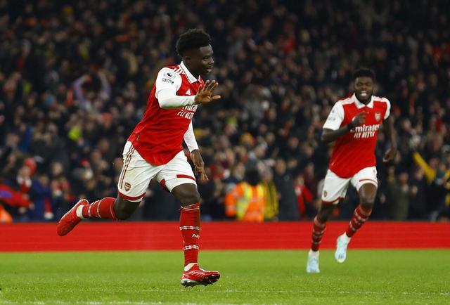 包含阿森纳加时末段刷新队史纪录；志在意甲名次提升；管理层满意；训练强度明显提升的词条