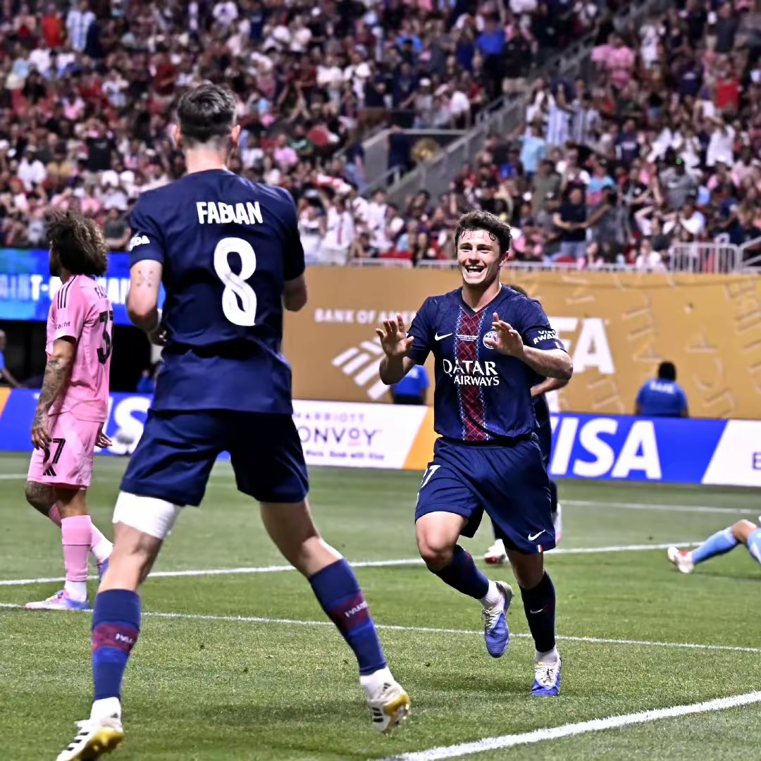 巴黎圣日耳曼发布备战花絮,赛前防线松动,全明星赛任务艰巨,赛季目标并未改变的简单介绍 巴黎圣日耳曼发布备战花絮,赛前防线松动,全明星赛任务艰巨,赛季目标并未改变的简单介绍