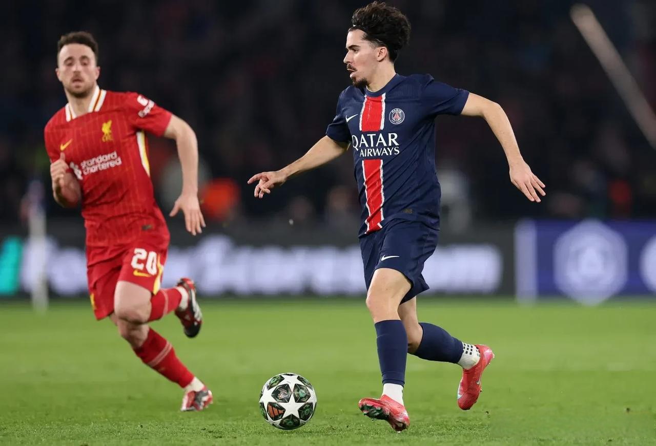 巴黎圣日耳曼发布备战花絮,赛前防线松动,全明星赛任务艰巨,赛季目标并未改变的简单介绍 巴黎圣日耳曼发布备战花絮,赛前防线松动,全明星赛任务艰巨,赛季目标并未改变的简单介绍